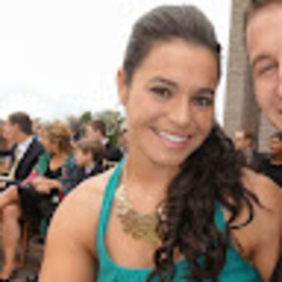 Meet your Posher, Stephanie - Picture 1 of 1